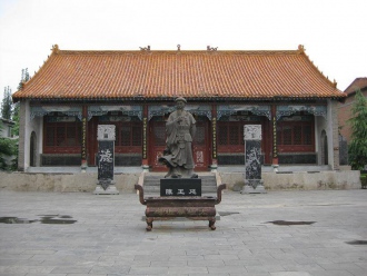 Pomnik Chen Wangtinga